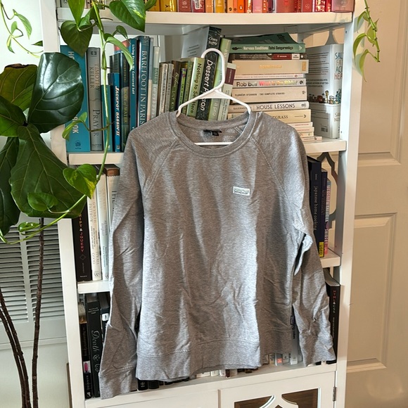 Patagonia Tops - Patagonia sweatshirt EUC